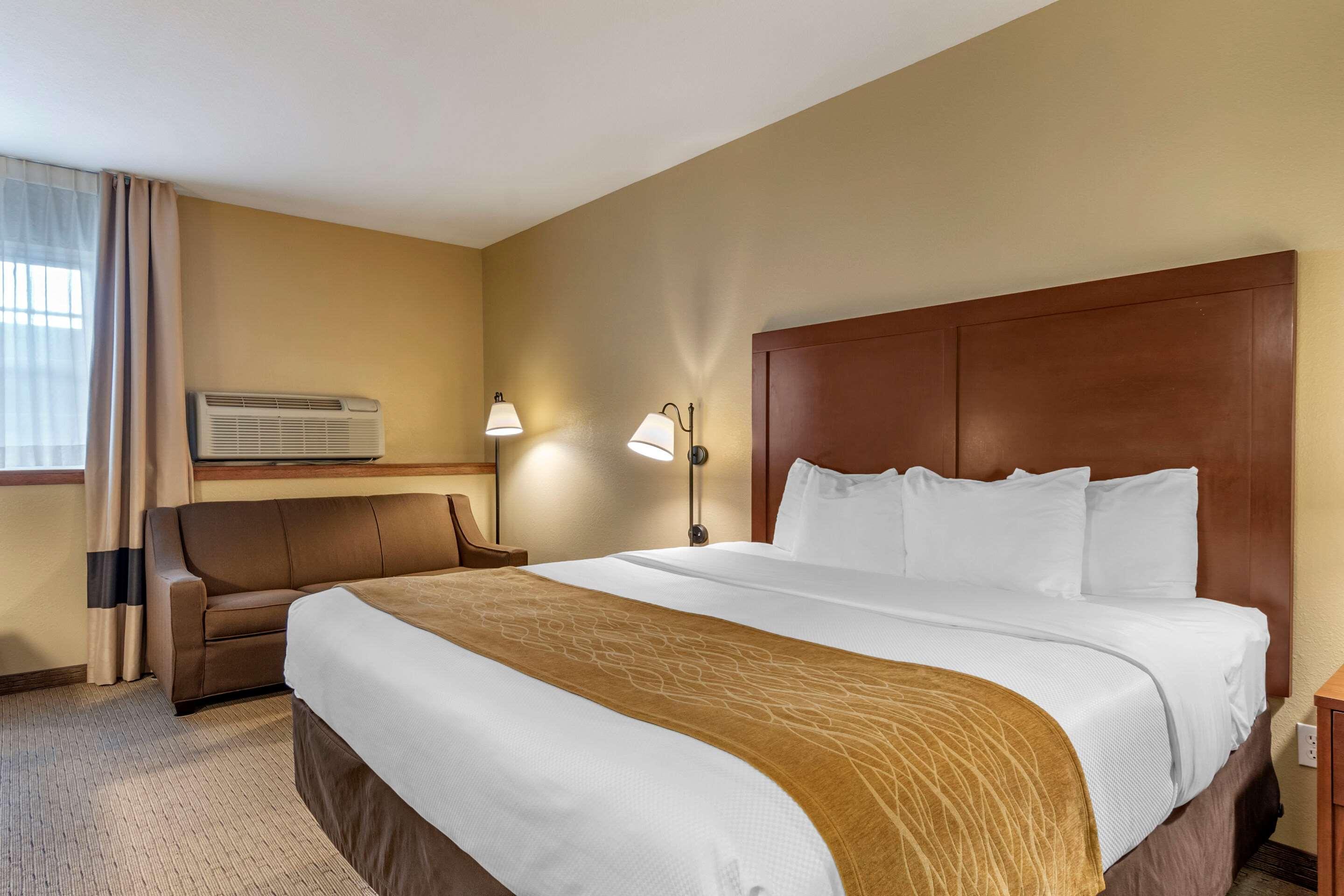 Comfort Inn Warrensburg Station Exterior foto