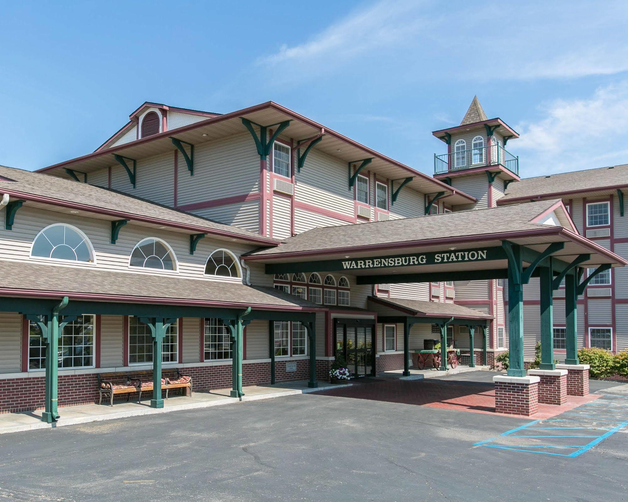 Comfort Inn Warrensburg Station Exterior foto